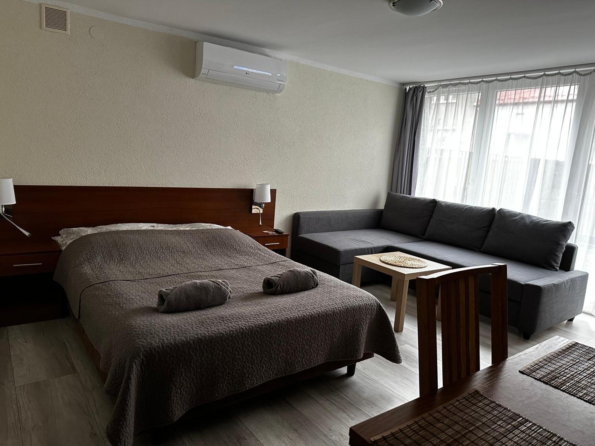 Kompleks Apartament-Serwis Krasków Εξωτερικό φωτογραφία