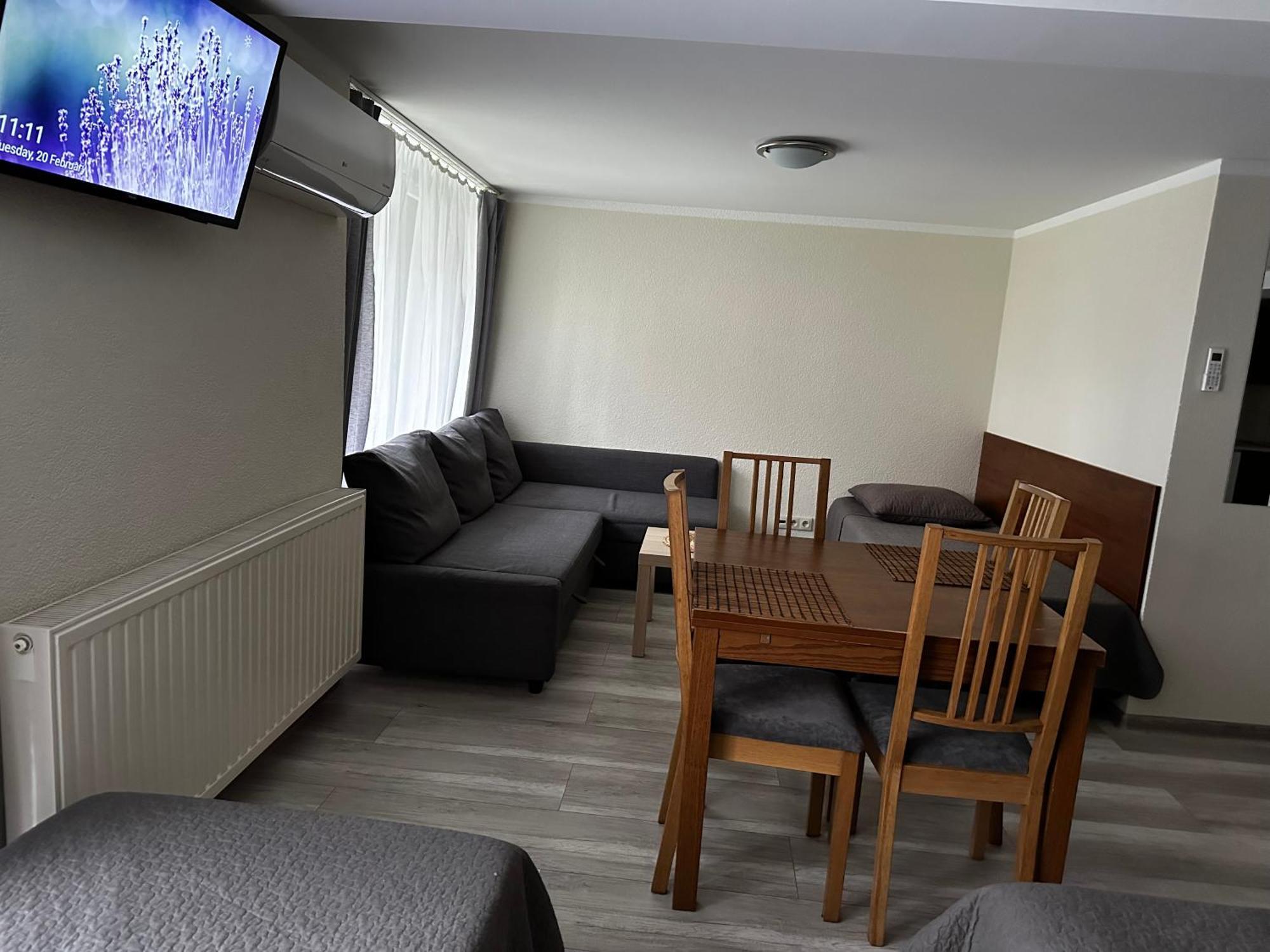 Kompleks Apartament-Serwis Krasków Εξωτερικό φωτογραφία